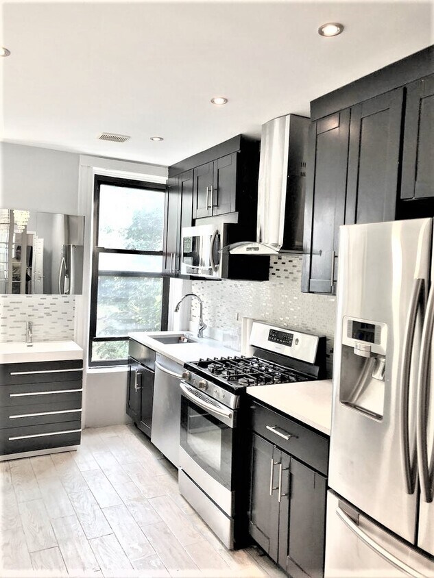 Cocina moderna - 254 Wyckoff St