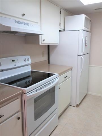 Foto del edificio - 12830 Midway Rd