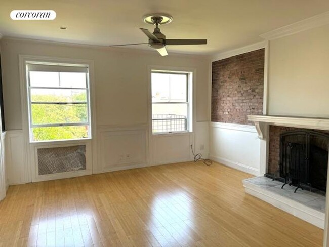 Foto del edificio - 428 Henry St