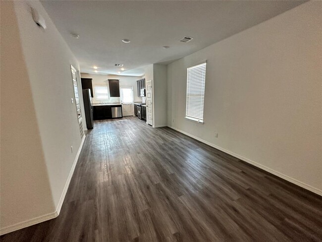 Foto del edificio - 16544 Moss Ln