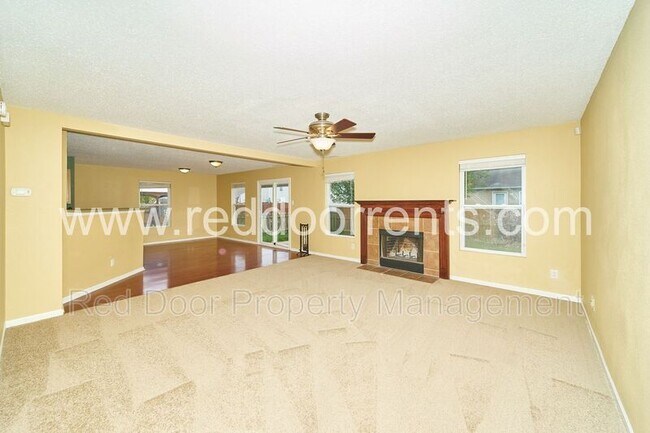 Building Photo - 10847 Grace Dr