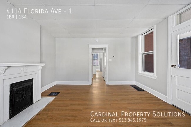 Building Photo - NEWLY RENOVATED 1BEDROOM GREAT LOCATION!