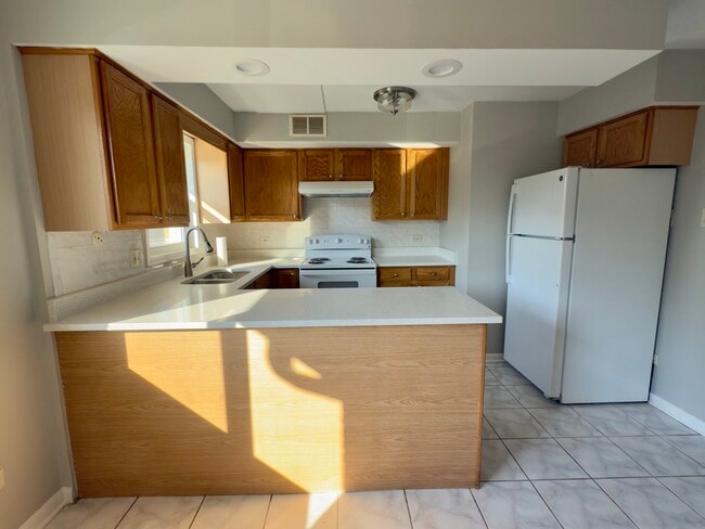 Building Photo - 6864 W Lode Dr