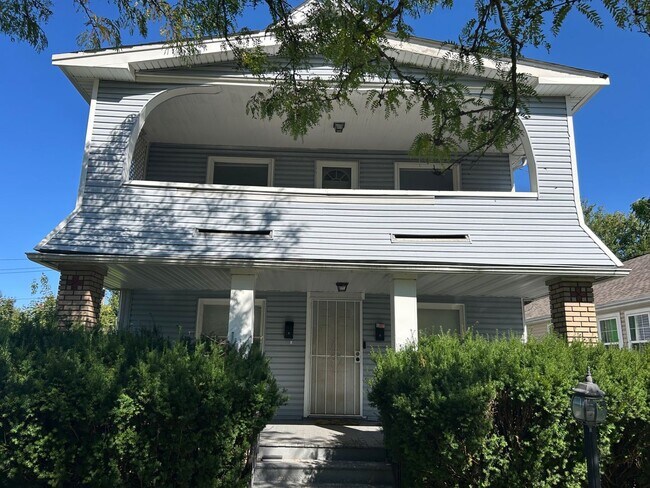Building Photo - 4067 E 143rd St