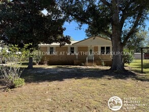 Building Photo - 284 Valley Dr