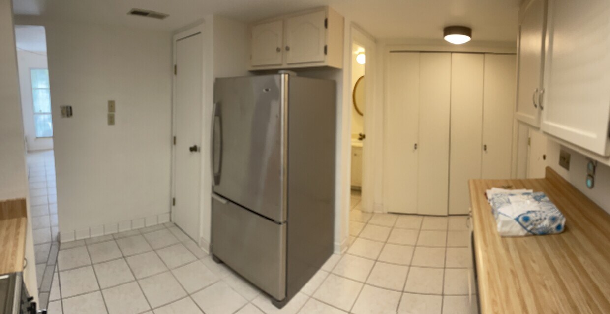 Foto del edificio - 7473 Prairie Rd NE