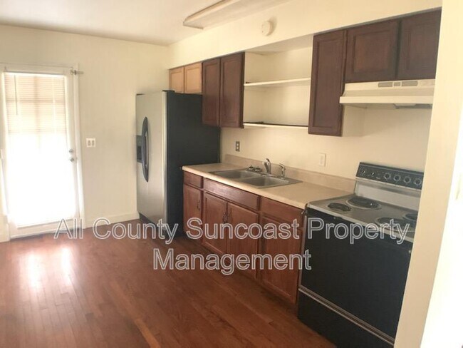 Foto del edificio - 221 4th Ave SW