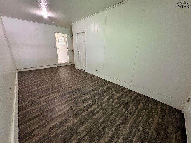 Foto del edificio - 109 Wood Cir