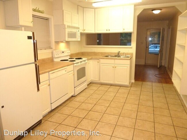 Building Photo - 3 br, 2 bath House - 212 Mitchell
