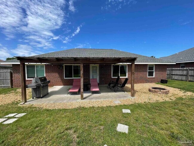Foto del edificio - 5720 Berrybrook Cir