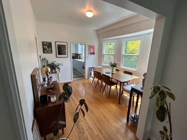Building Photo - 2154 Echo Park Ave