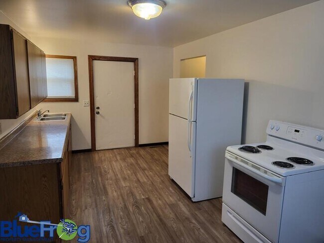 Foto del edificio - 727 W Harris St