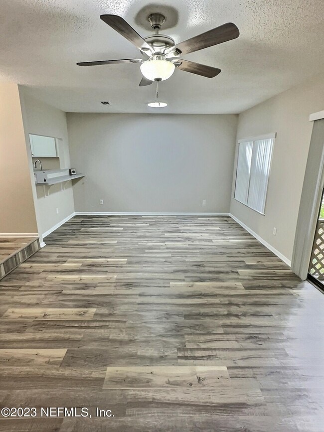 Building Photo - 5568 La Moya Ave