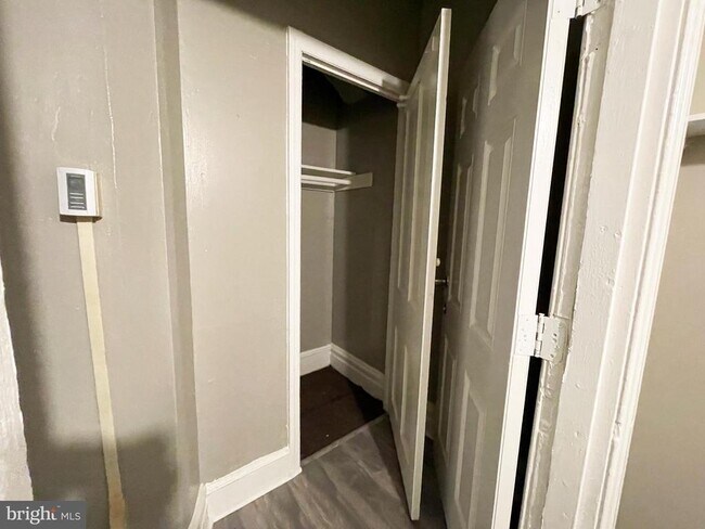 Foto del edificio - 4637 Leiper St