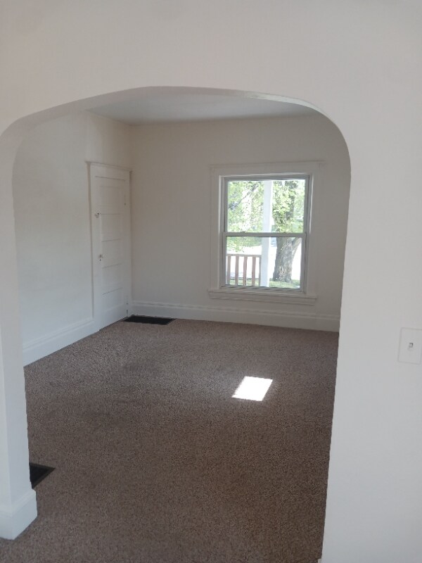 Foto del edificio - 414 E Huron Ave