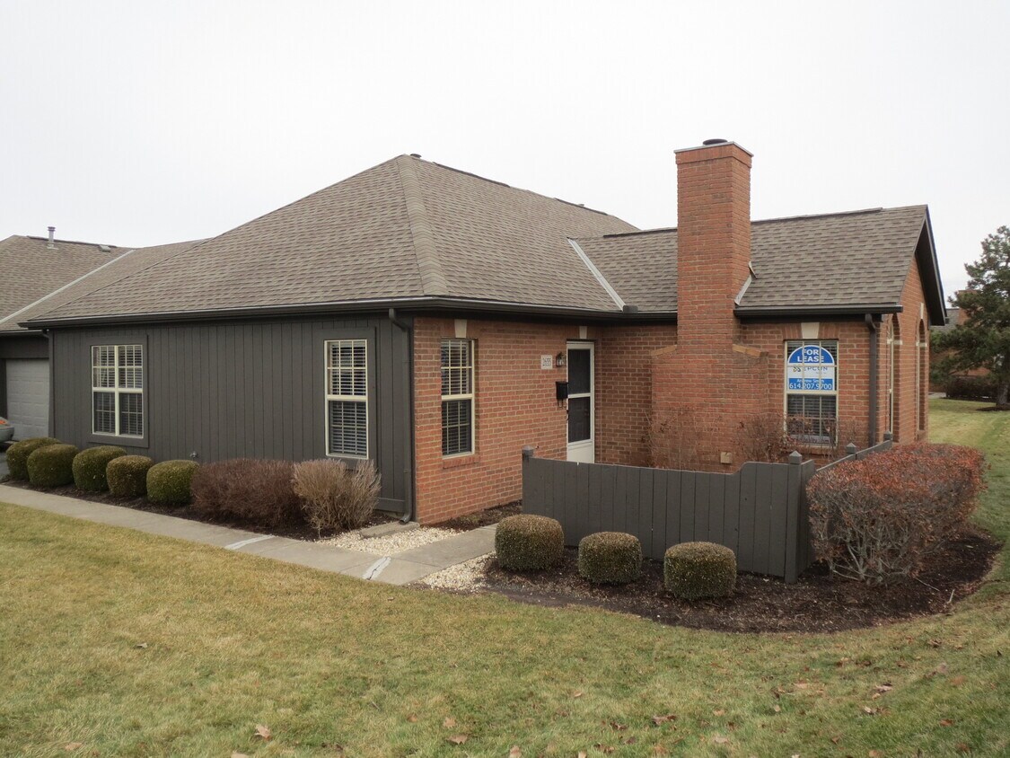 Exterior - 2655 Trottersway Dr