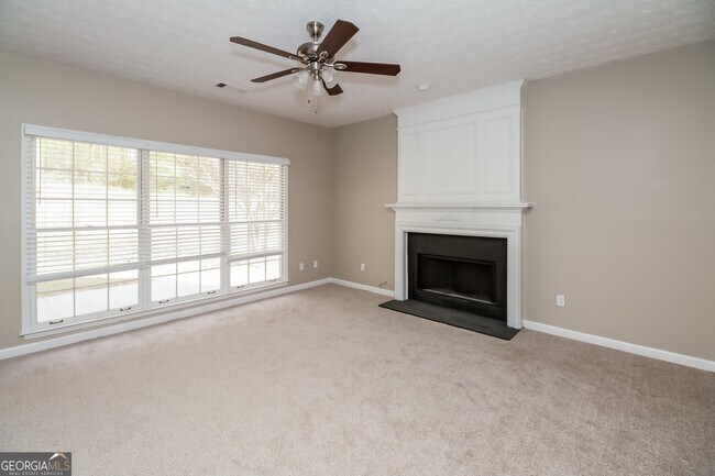 Foto del edificio - 8418 Waverly Dr