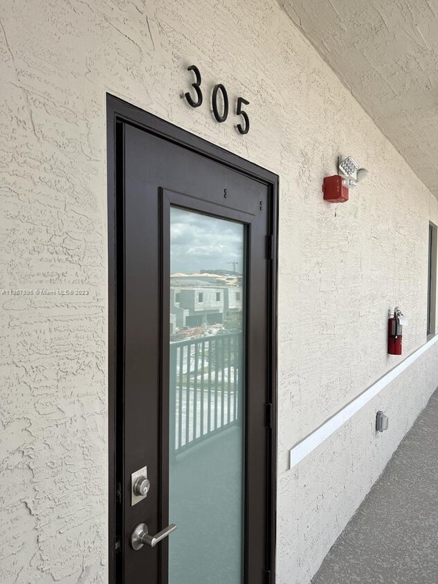 8001 NW 41st St Unit 305, Doral, FL 33166 Apartment for Rent in Doral, FL