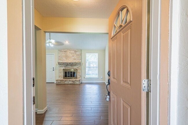 Foto del edificio - 11438 Brook Meadow Dr