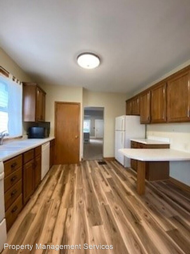 Foto del edificio - 3 br, 1 bath House - 203 N 2nd St