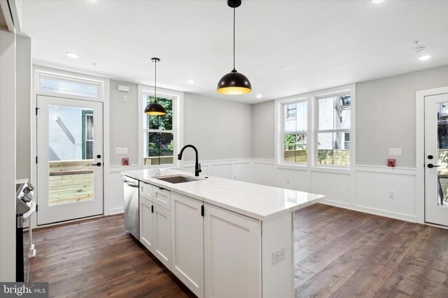 Foto del edificio - 3519 Hamilton St