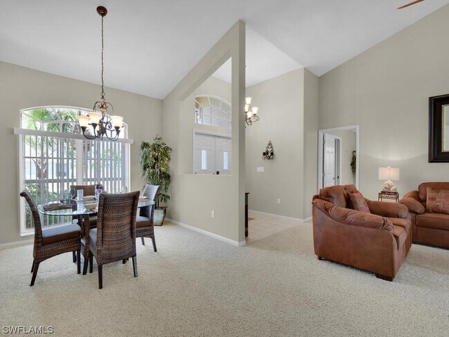 Building Photo - 4629 SW 11th Ave