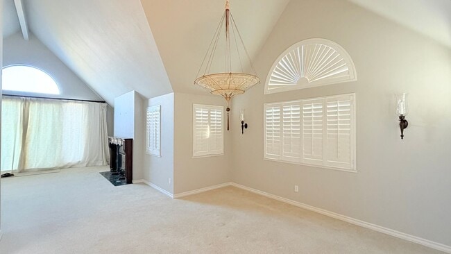 Photo - 31 Redondo Ct Apartment