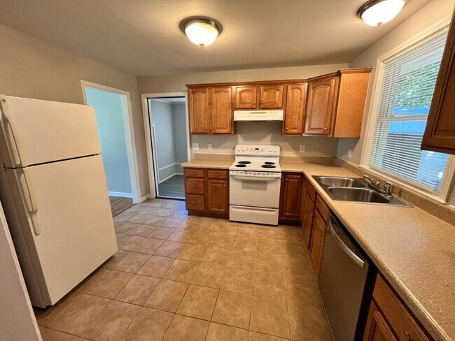 Foto del edificio - Great Ranch Home in Smyrna ***  $250 off f...
