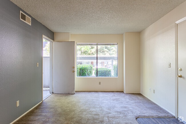 2HAB, 1BA - ASHFORD PARK