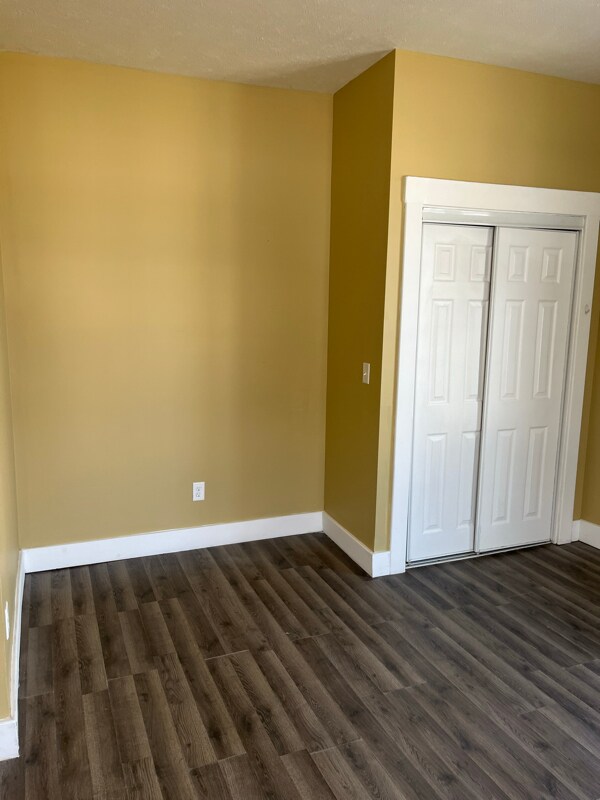 Foto del edificio - 913 S Main St