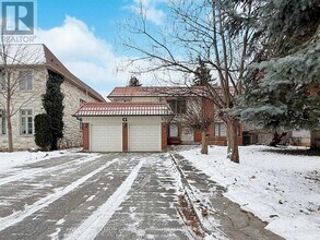 Building Photo - 95 Caines Ave