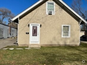 Building Photo - 608 Cooper Ave