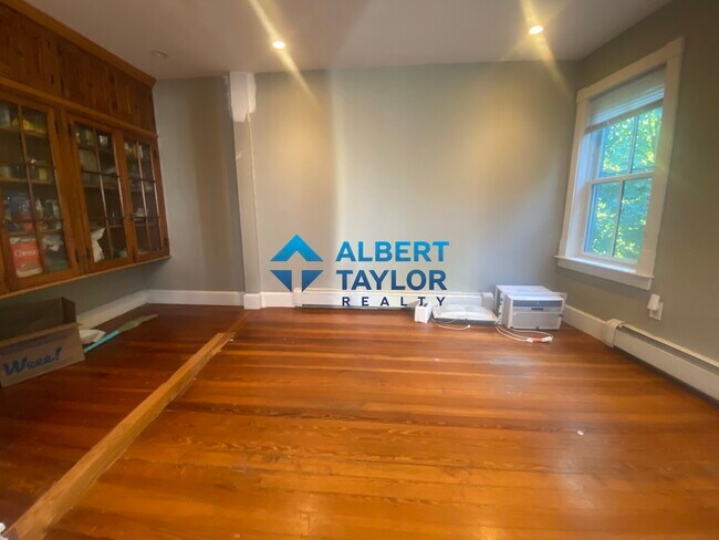 Foto del edificio - 151 Highland St