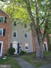 Building Photo - 2905 Wren Ct