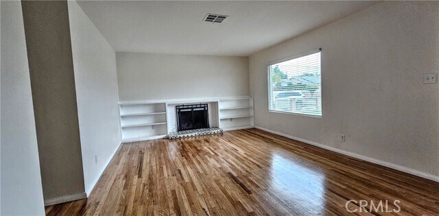 Building Photo - 1021 S Serenade Ave