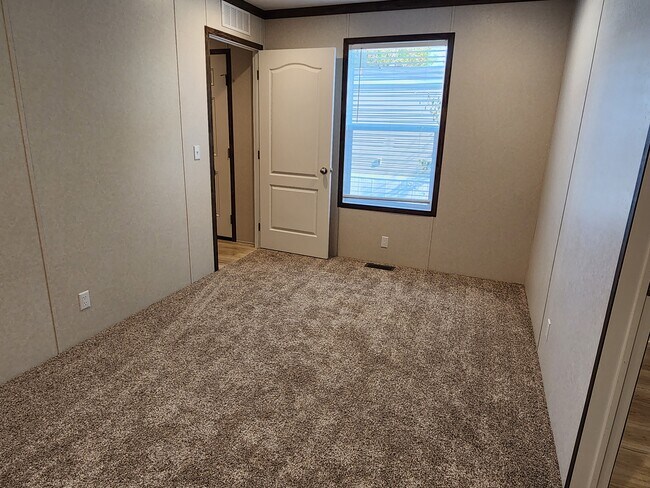 Foto del edificio - 247 Magnolia Pl