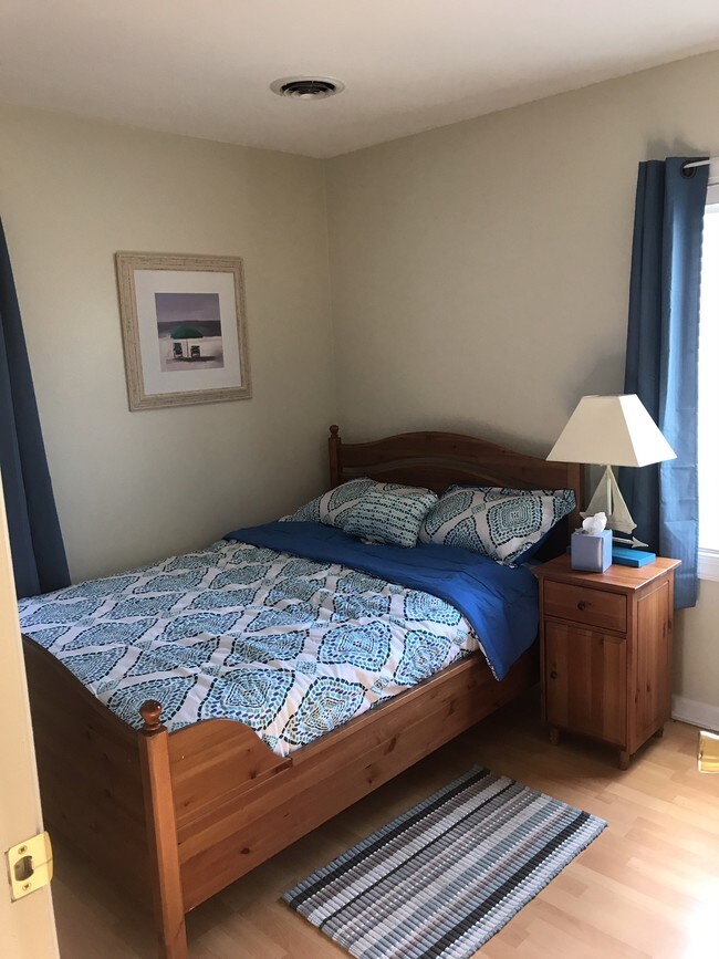 Foto del edificio - 109 N Eagle St