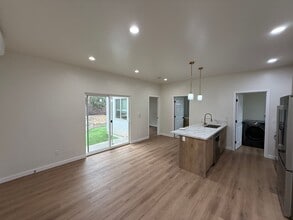 Building Photo - 5418-5420 Baja Dr