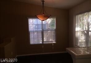 Building Photo - 520 Arrowhead Trail