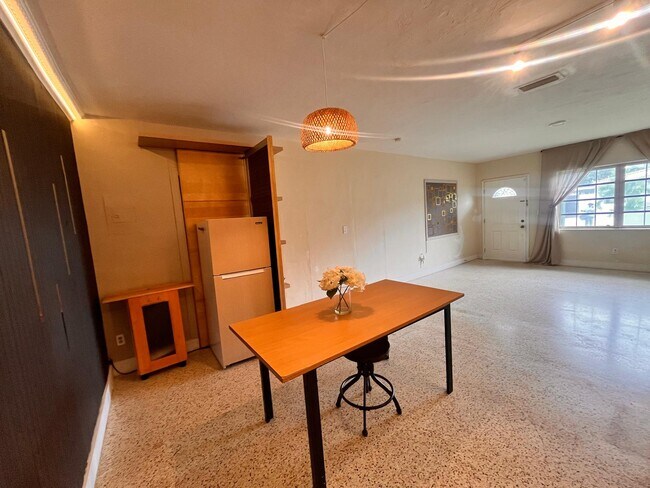 Foto del edificio - 260 SW 48th Ct