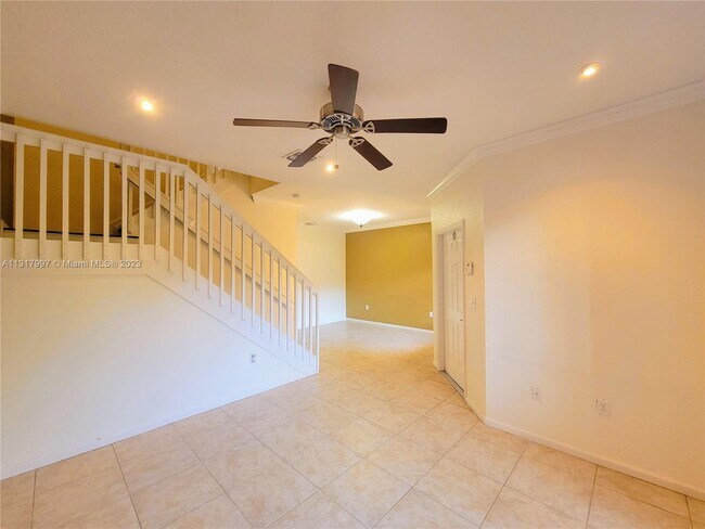 Foto del edificio - 12179 SW 27th St