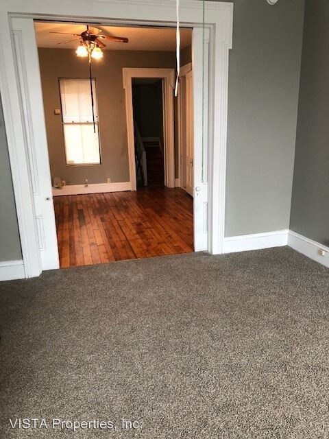 Foto del edificio - 428 W Oak St