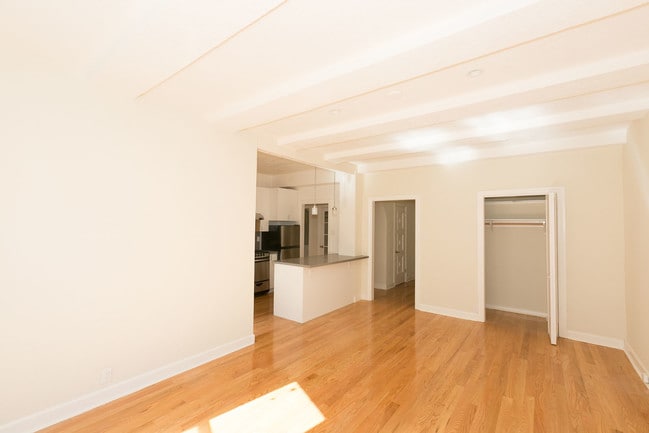 Foto del edificio - 1801 Gough St