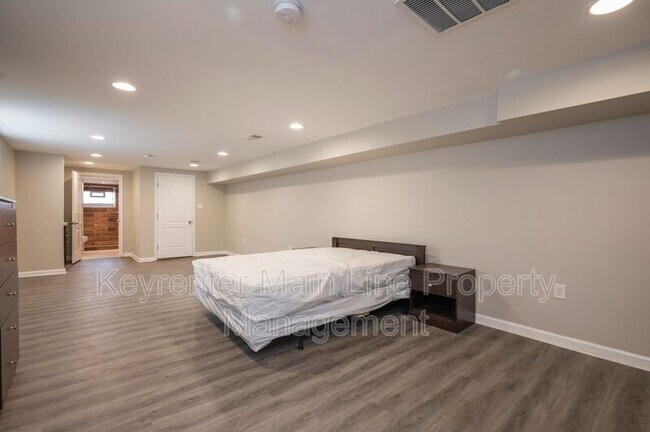 Foto del edificio - 4819 Old York Rd