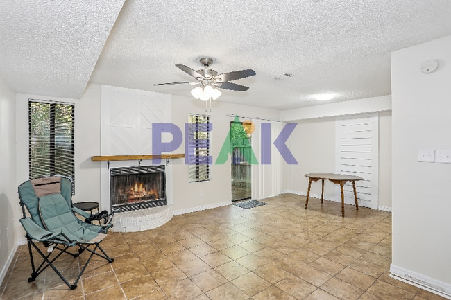 Building Photo - 9725 US-98