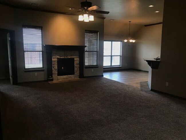 Building Photo - 3 Bed + Office - Edmond North - Spacious Home