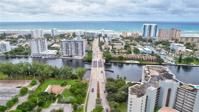 Building Photo - 2840 NE 14th Street Causeway