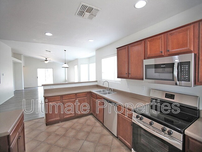 Building Photo - 981 S 242nd Dr