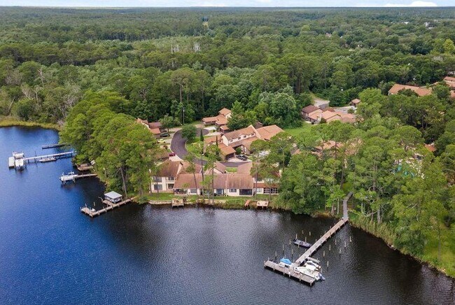 Foto del edificio - 9 Hidden Cove Dr