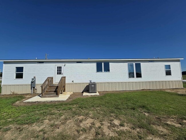 Building Photo - 202 Harvey Rd